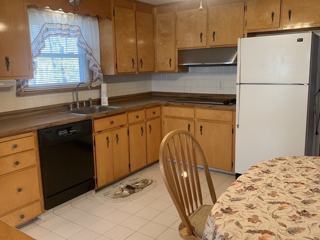 2 Nunn Road Wilmington, MA 01887 - Photo 4 of 22 Gallery Image 4