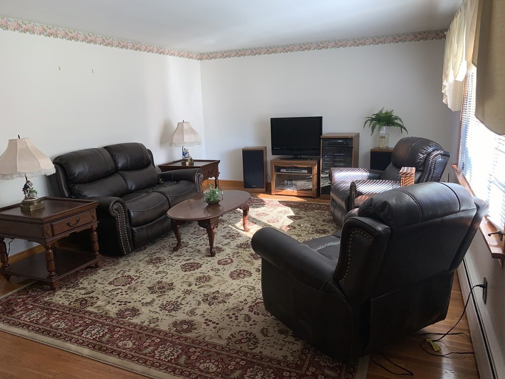 2 Nunn Road Wilmington, MA 01887 - Photo 5 of 22 Gallery Image 5