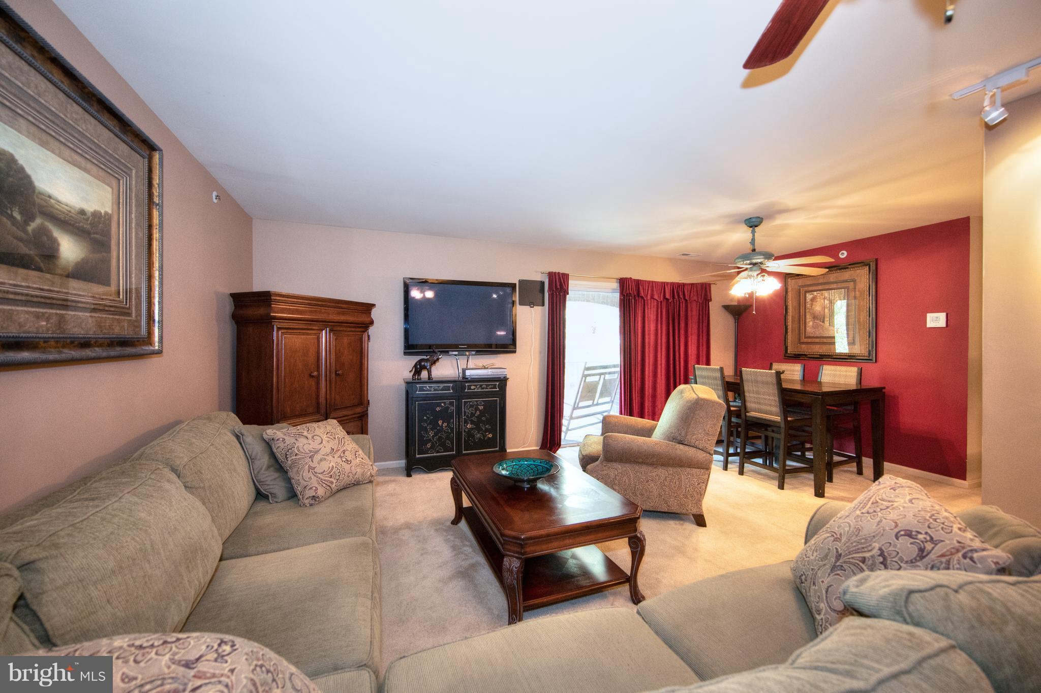 4100 Chardel Road, Unit 3A Baltimore, MD 21236 - Photo 2 of 17 Family Room