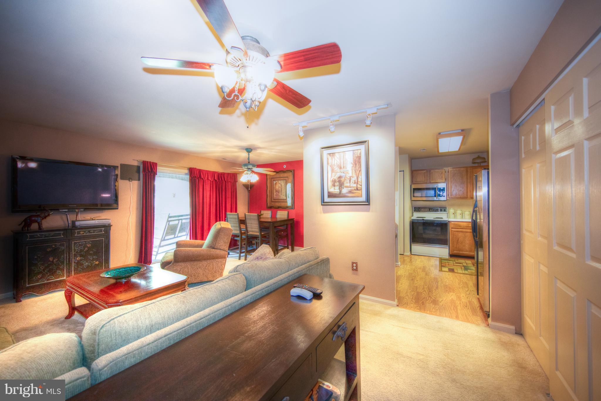 4100 Chardel Road, Unit 3A Baltimore, MD 21236 - Photo 3 of 17 Family Room