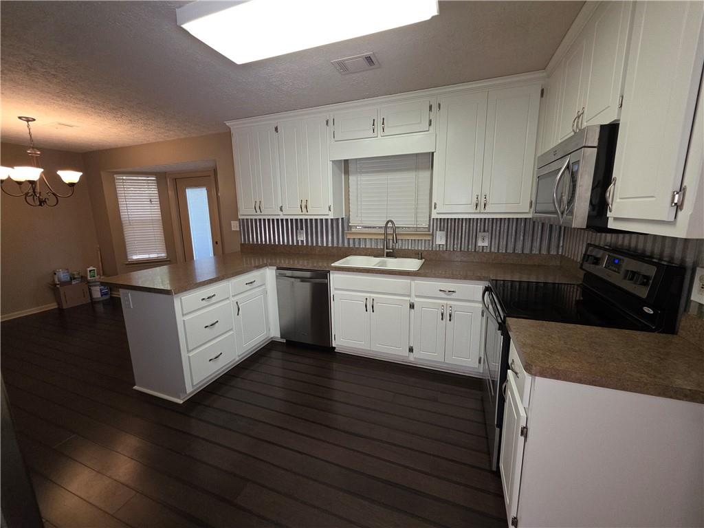 1180 North Ola Road McDonough, GA 30252 - Photo 7 of 44