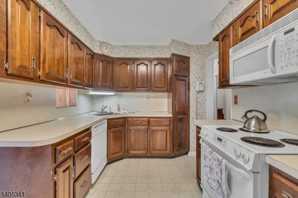$539,900 | 145 North 24th Street, Kenilworth, NJ 07033