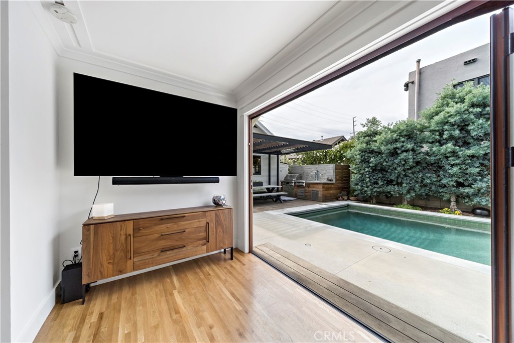 310 Loma Avenue Long Beach, CA 90814 - Photo 34 of 71