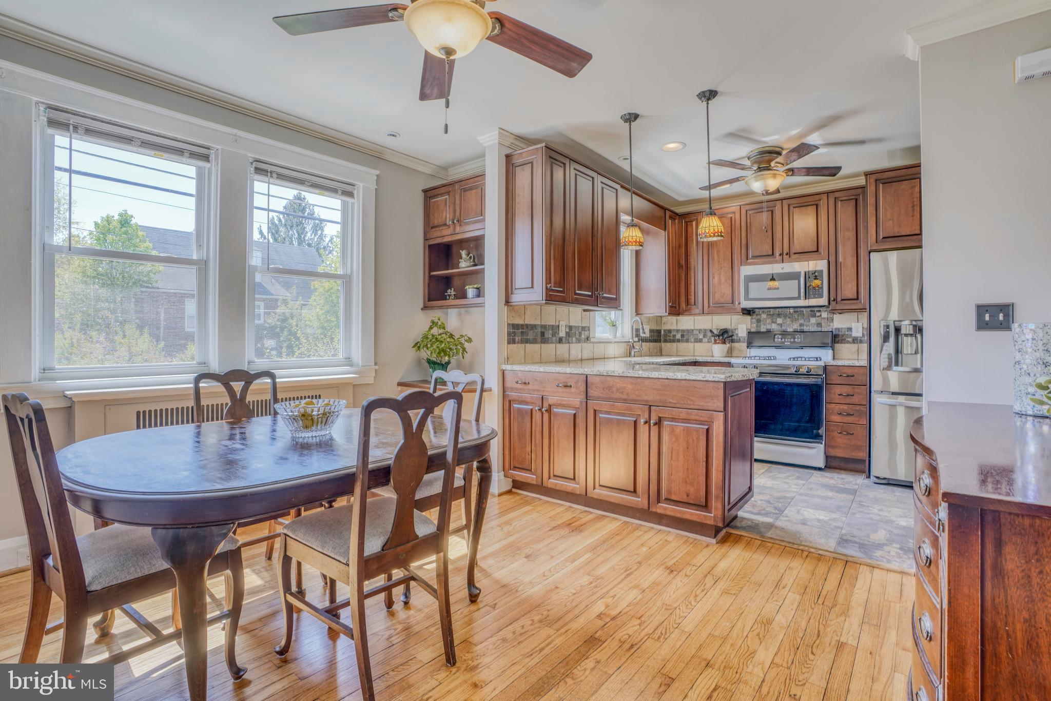 8002 Manor Road Baltimore, MD 21234 - Photo 6 of 38 Gallery Image 6