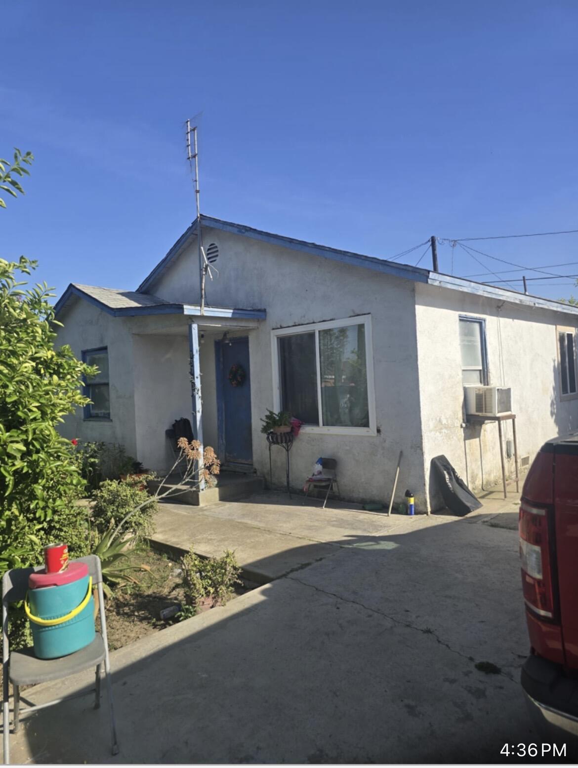 15743 Fuchsia Avenue Ivanhoe, CA 93235 - Photo 1 of 5 IMG_1357