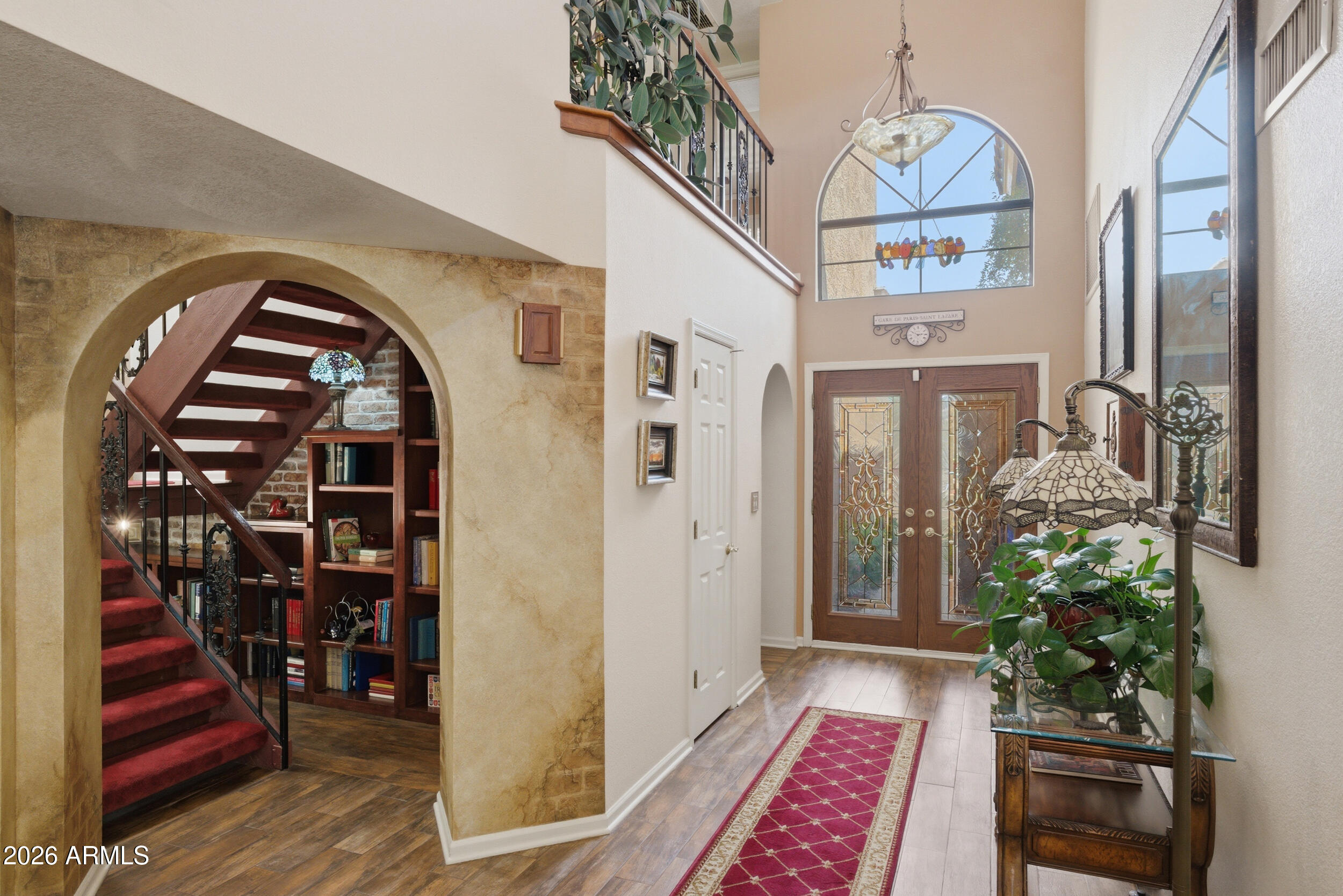 1036 East Shangri La Road Phoenix, AZ 85020 - Photo 6 of 58 Front Hall