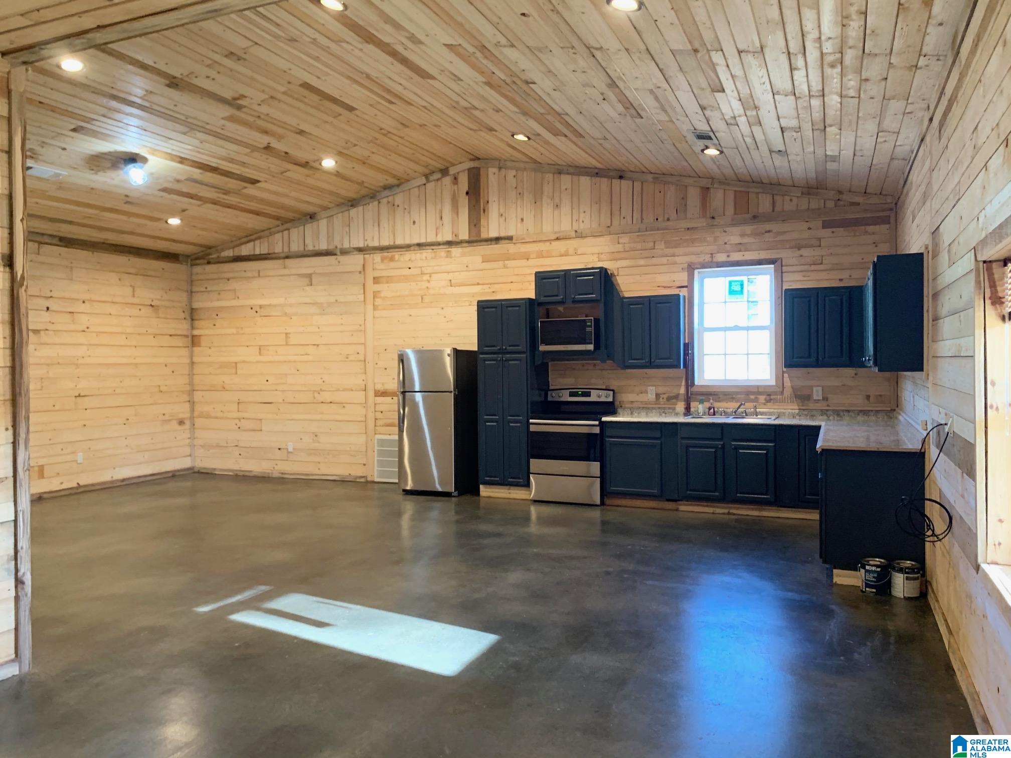 575 Saxon Creek Road Goodwater, AL 35072 - Photo 2 of 15