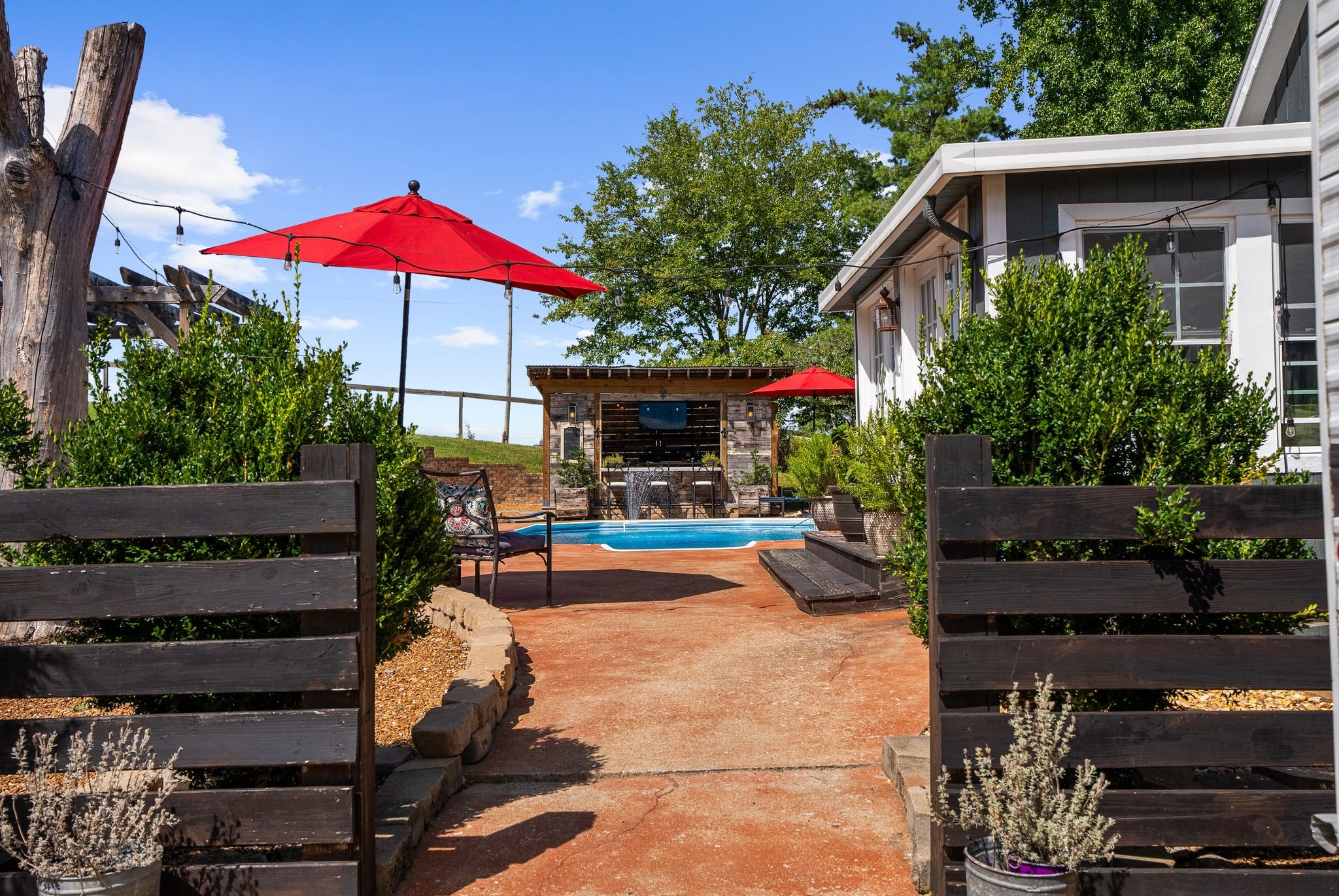 1633 Saundersville Road Hendersonville, TN 37075 - Photo 47 of 71 a view of a house with sitting area and furniture