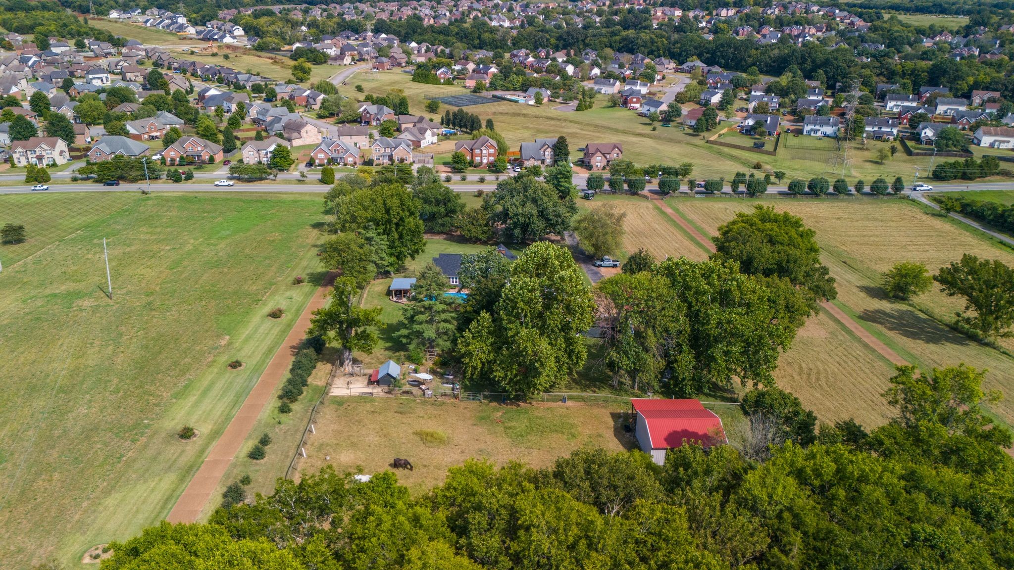 1633 Saundersville Road Hendersonville, TN 37075 - Photo 68 of 71 a view of a lake with a city