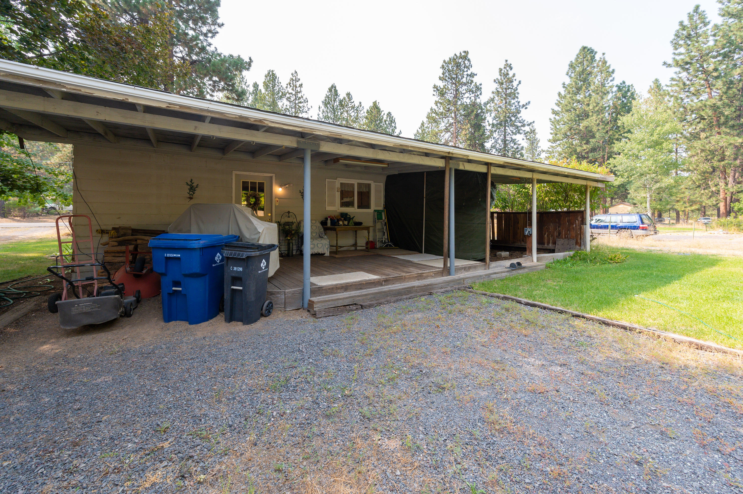 60238 Agate Road Bend, OR 97702 - Photo 20 of 31 TPark_8108_091322