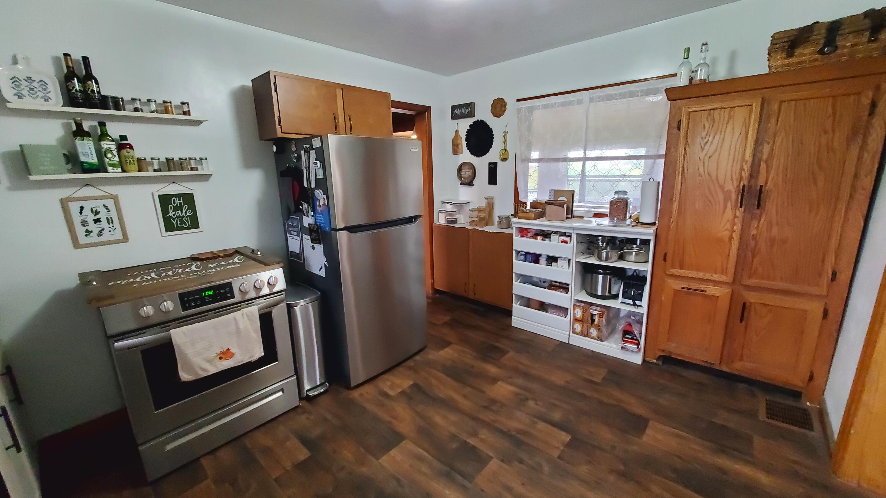 7411 Tuttle Road Pittsford, MI 49271 - Photo 12 of 29 20230927_114042
