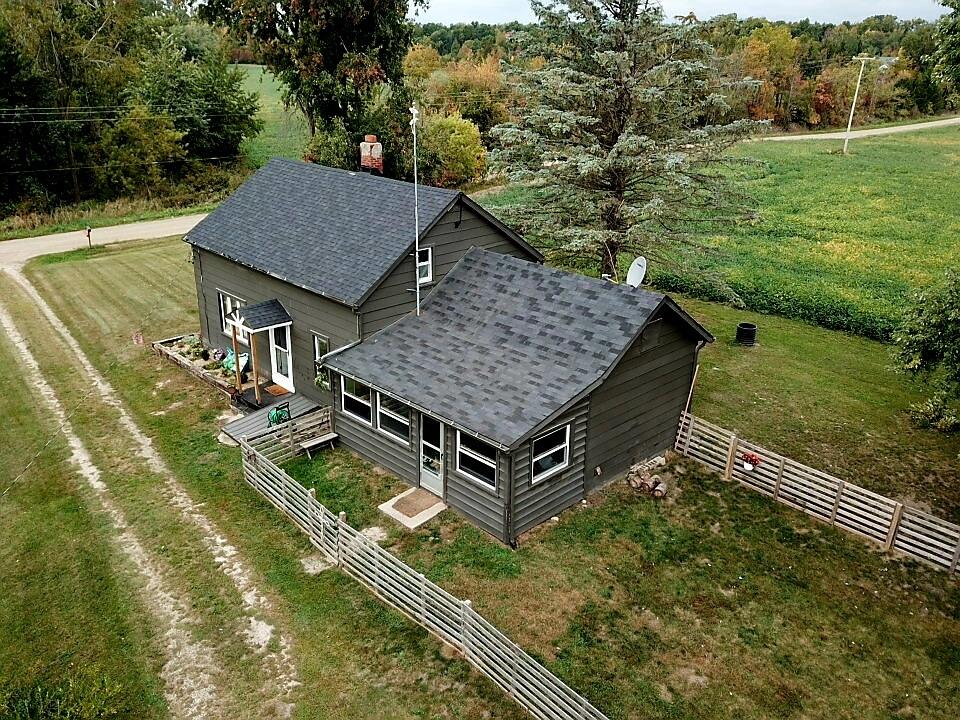 7411 Tuttle Road Pittsford, MI 49271 - Photo 21 of 29 DJI_0325(1)
