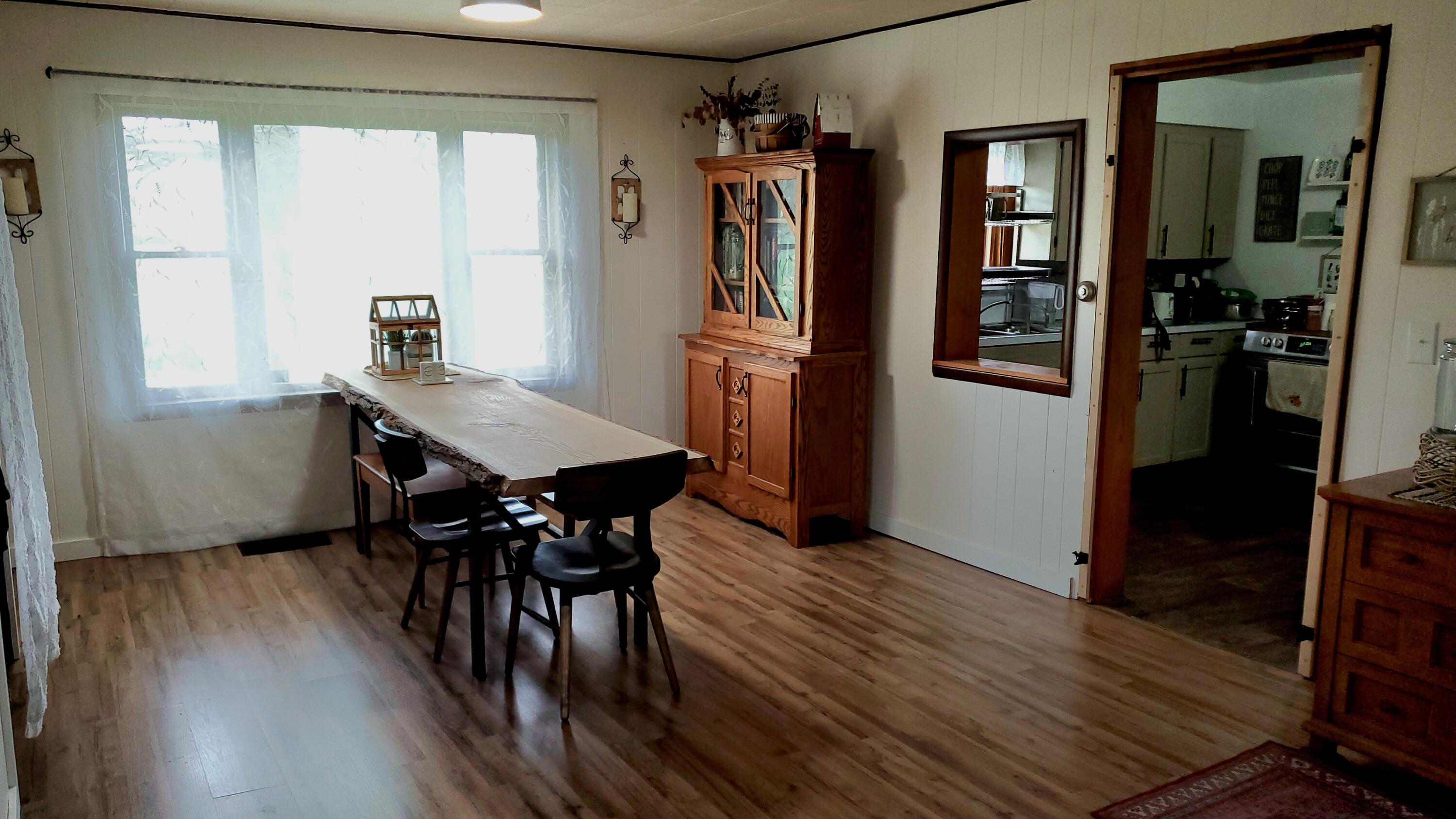 7411 Tuttle Road Pittsford, MI 49271 - Photo 7 of 29 20230927_115422