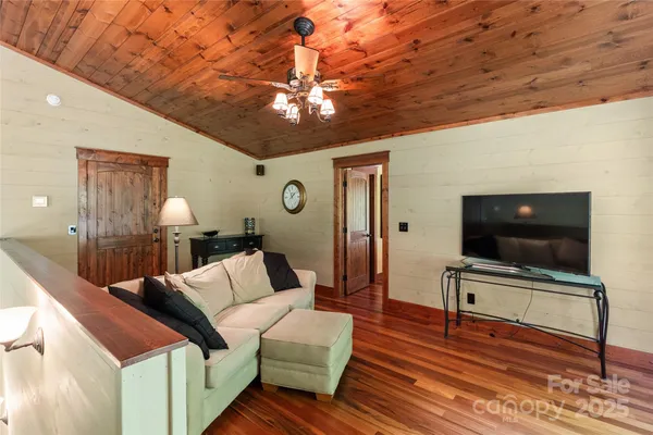 $1,775,000 | 1283 Leafstone Circle, Sylva, NC 28779