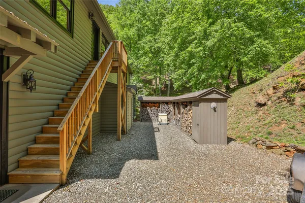 $1,775,000 | 1283 Leafstone Circle, Sylva, NC 28779