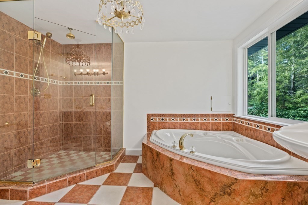 29 Algonquin Road Canton, MA 02021 - Photo 22 of 41