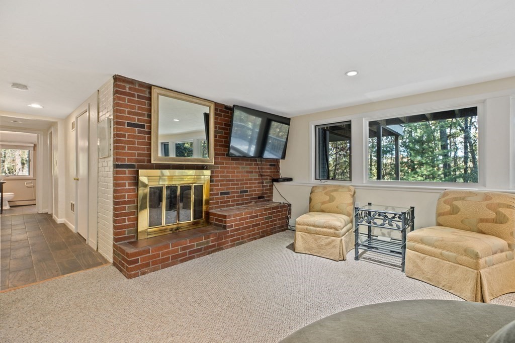 29 Algonquin Road Canton, MA 02021 - Photo 27 of 41