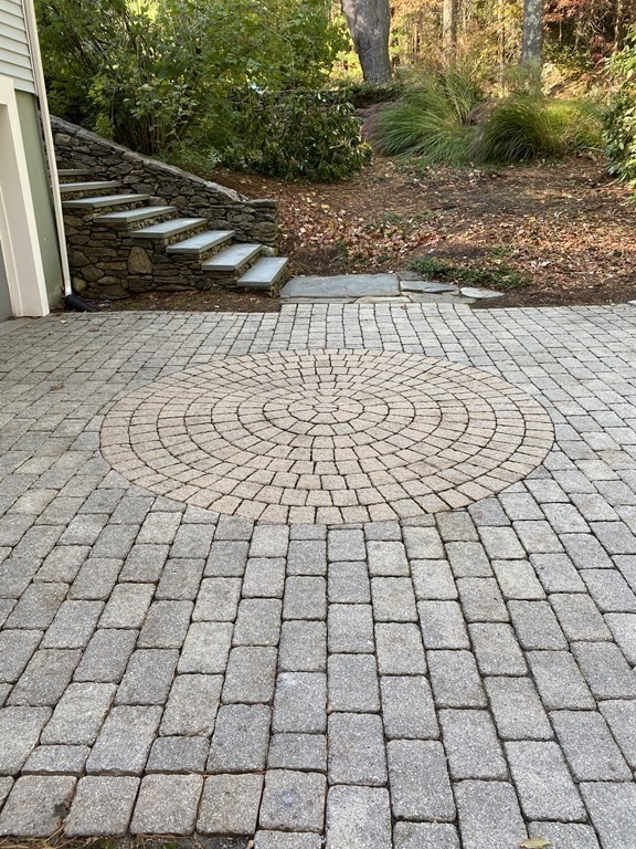 29 Algonquin Road Canton, MA 02021 - Photo 39 of 41