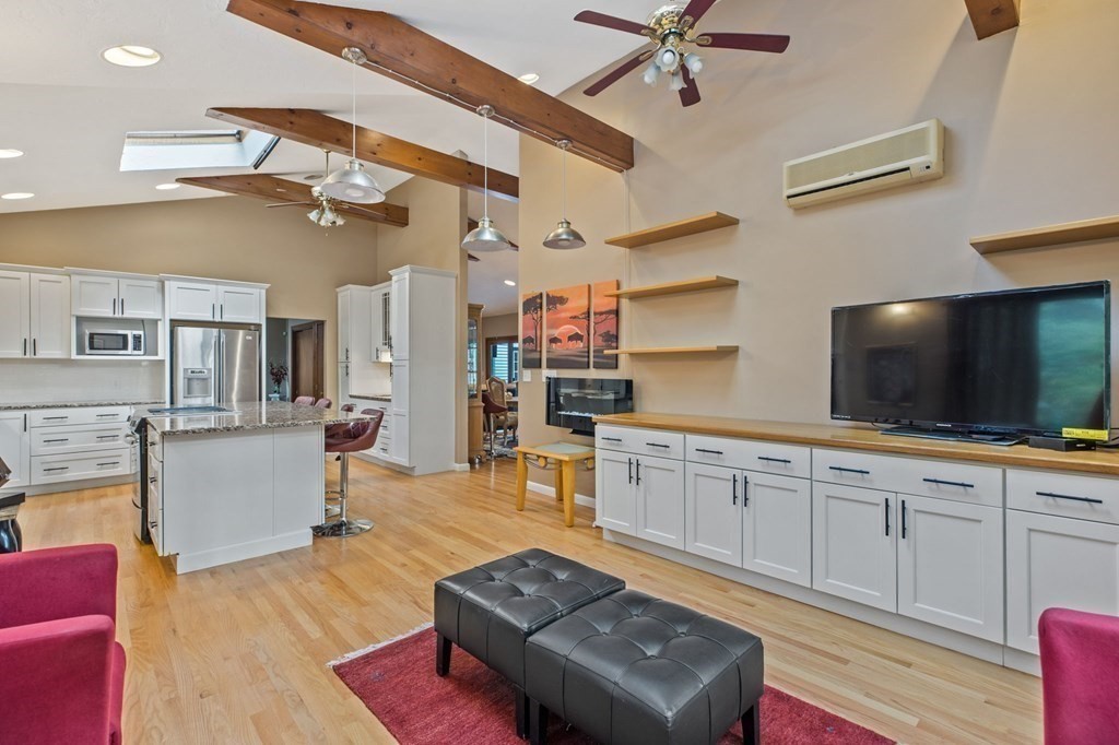 29 Algonquin Road Canton, MA 02021 - Photo 8 of 41