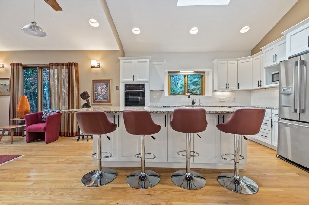 29 Algonquin Road Canton, MA 02021 - Photo 9 of 41