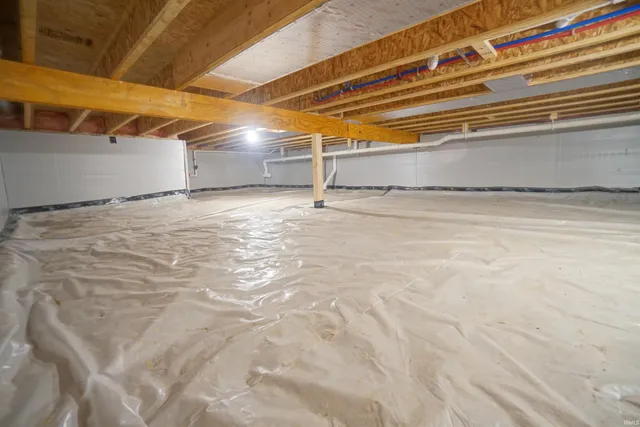 $349,900 | 455 North EASTFIELD Circle, Milford, IN 46542