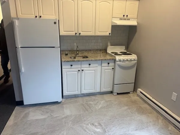 $1,600 | 949 Main Street, Unit 16, Woburn, MA 01801