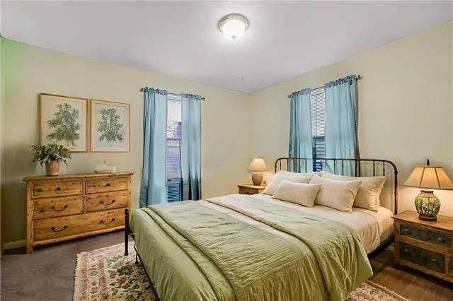 $224,700 | 1910 South Jackson Drive, Independence, MO 64057