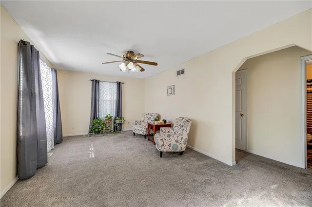 $224,700 | 1910 South Jackson Drive, Independence, MO 64057