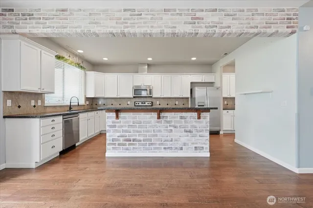 $594,000 | 15331 92nd Avenue Southeast, Yelm, WA 98597