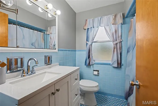 $239,000 | 10397 Midland Boulevard, Overland, MO 63114