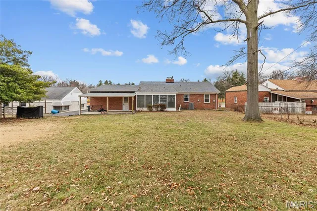 $239,000 | 10397 Midland Boulevard, Overland, MO 63114