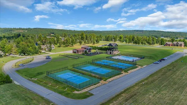 $539,000 | 3200 Crockett Pointe, Jasper, TN 37347