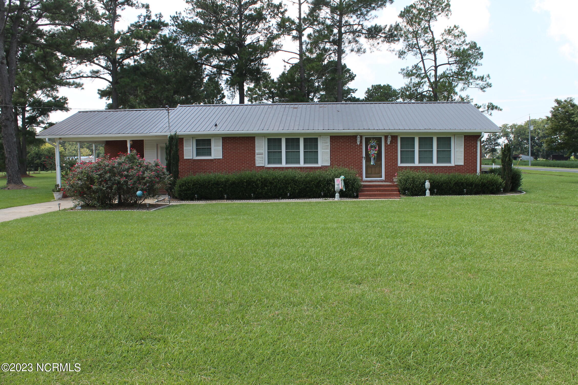 8462 Peacock Road Chadbourn, NC 28431 - Photo 1 of 43 IMG_1563