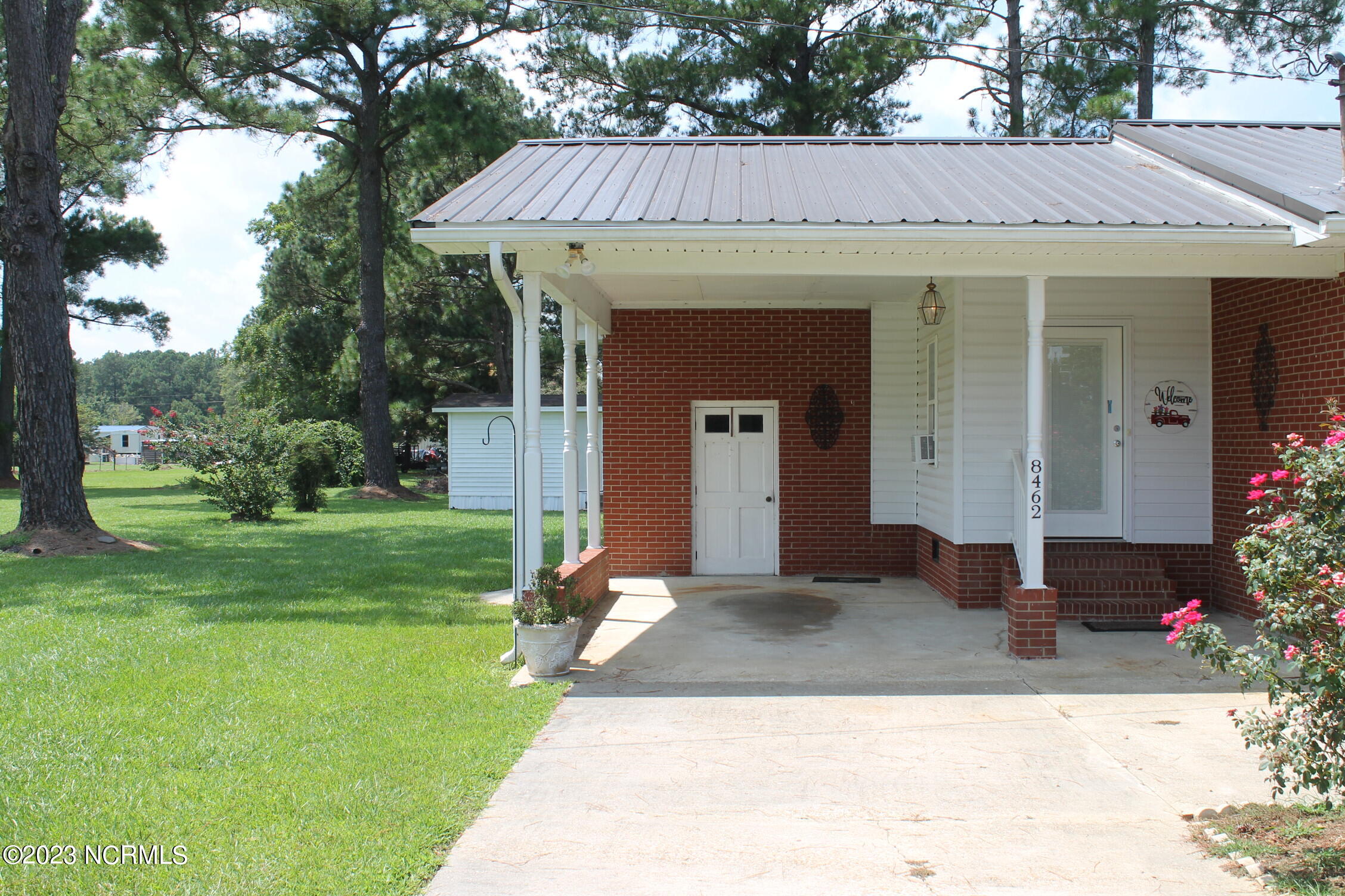 8462 Peacock Road Chadbourn, NC 28431 - Photo 7 of 43 IMG_1569