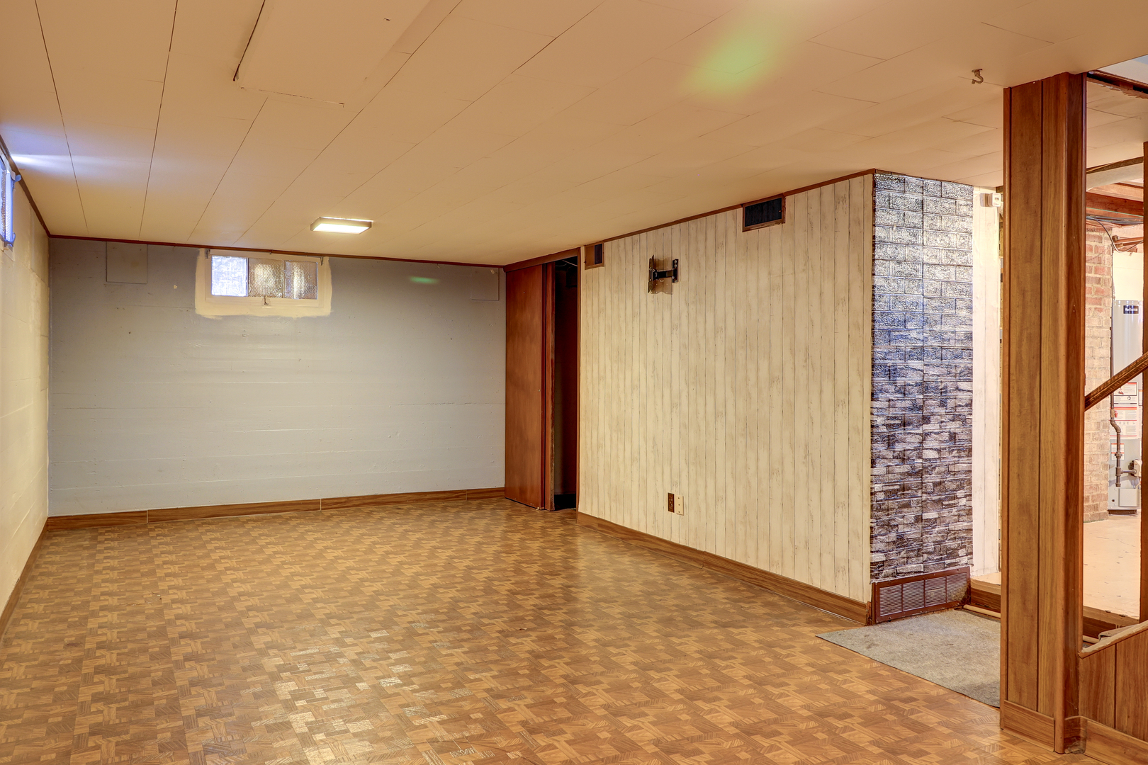 24839 Indian Ridge Road Sterling, IL 61081 - Photo 21 of 33 a view of an empty room