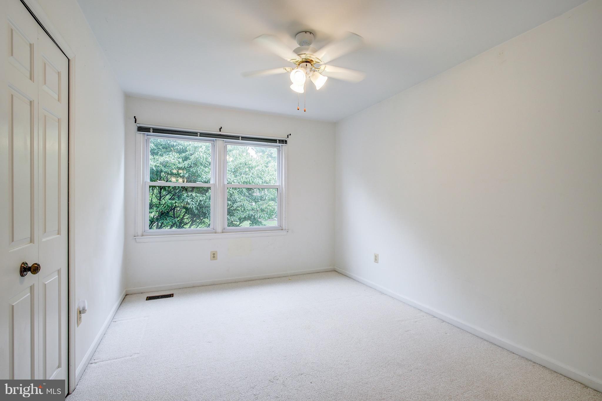 10844 Game Preserve Road Gaithersburg, MD 20879 - Photo 21 of 30 Bedroom