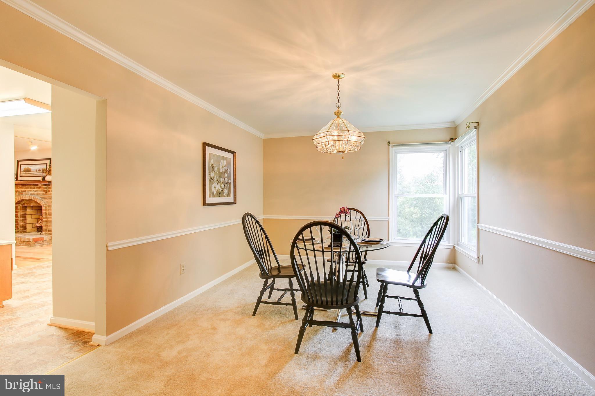10844 Game Preserve Road Gaithersburg, MD 20879 - Photo 6 of 30 Dining Room
