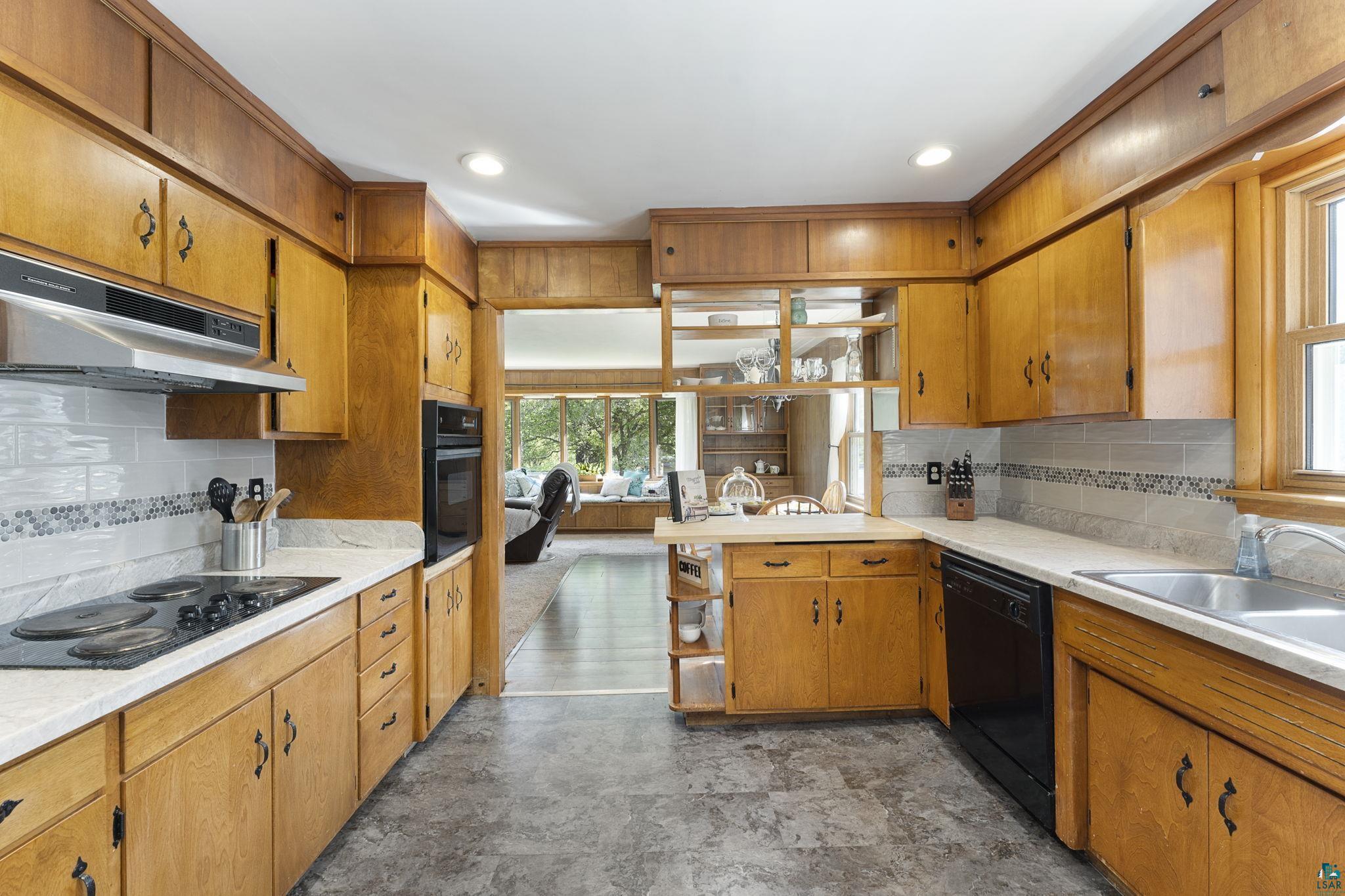 4431 Decker Road Duluth, MN 55811 - Photo 17 of 37 Gallery Image 17