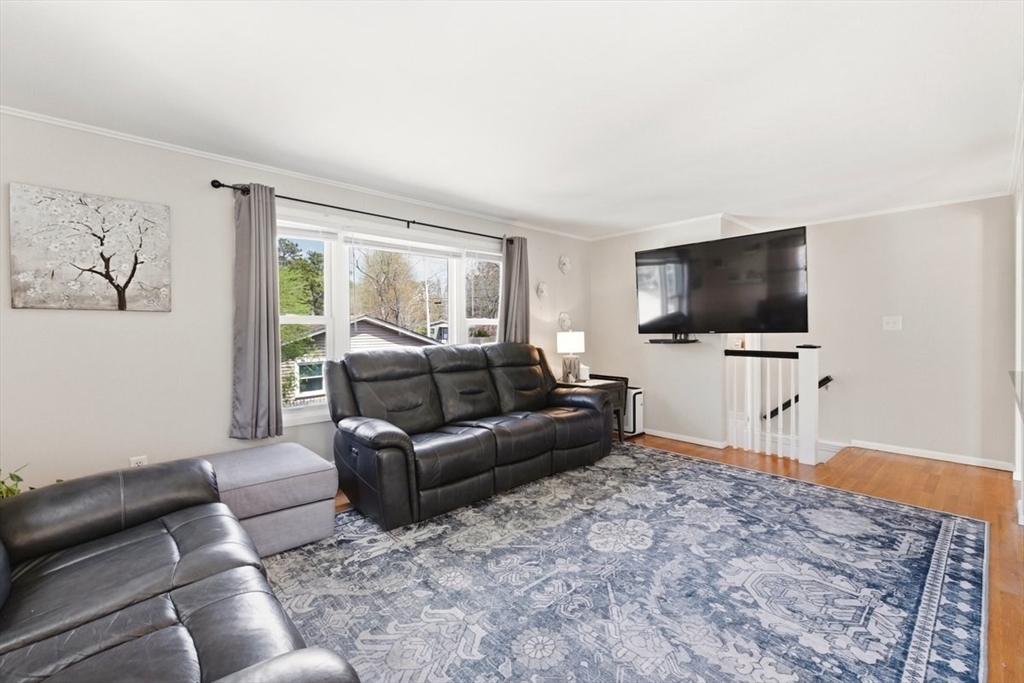 10 Albert Road Bourne, MA 02559 - Photo 15 of 40