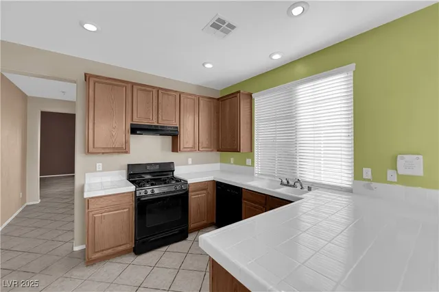 $399,999 | 5030 Great Abaco Street, North Las Vegas, NV 89031