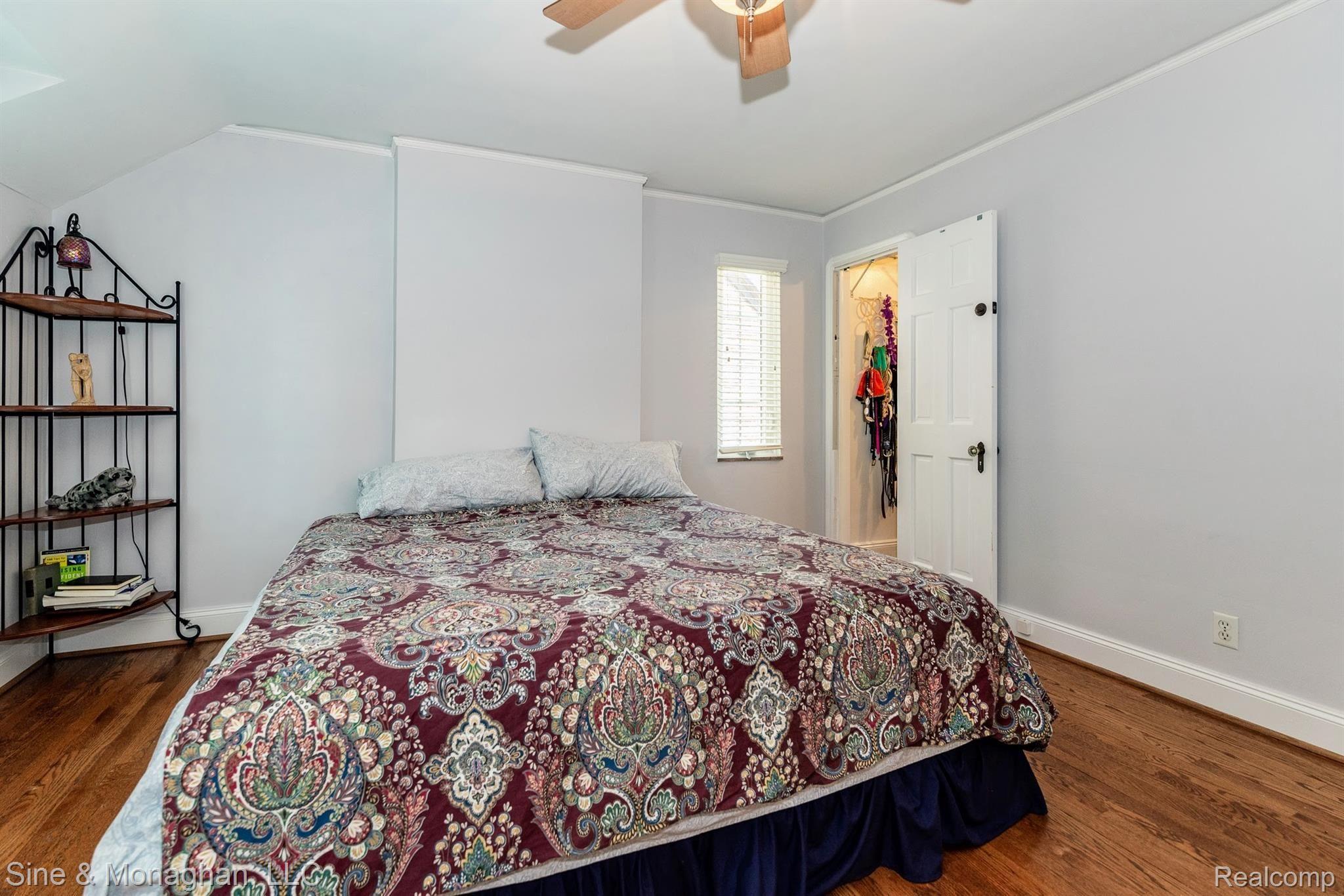 220 Fisher Road Grosse Pointe, MI 48230 - Photo 19 of 39 DSC_1116.jpg