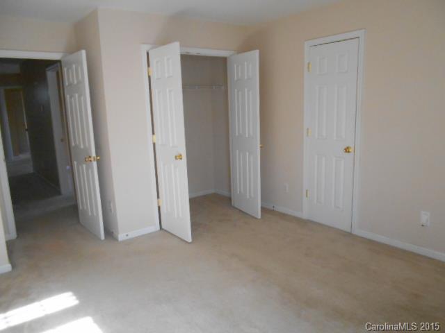 3221 Arklow Road Charlotte, NC 28269 - Photo 15 of 23 Gallery Image 15