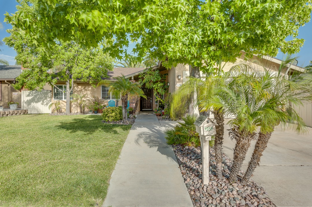 9239 Lake Hill Road Santee, CA 92071 - Photo 1 of 25 Gallery Image 1