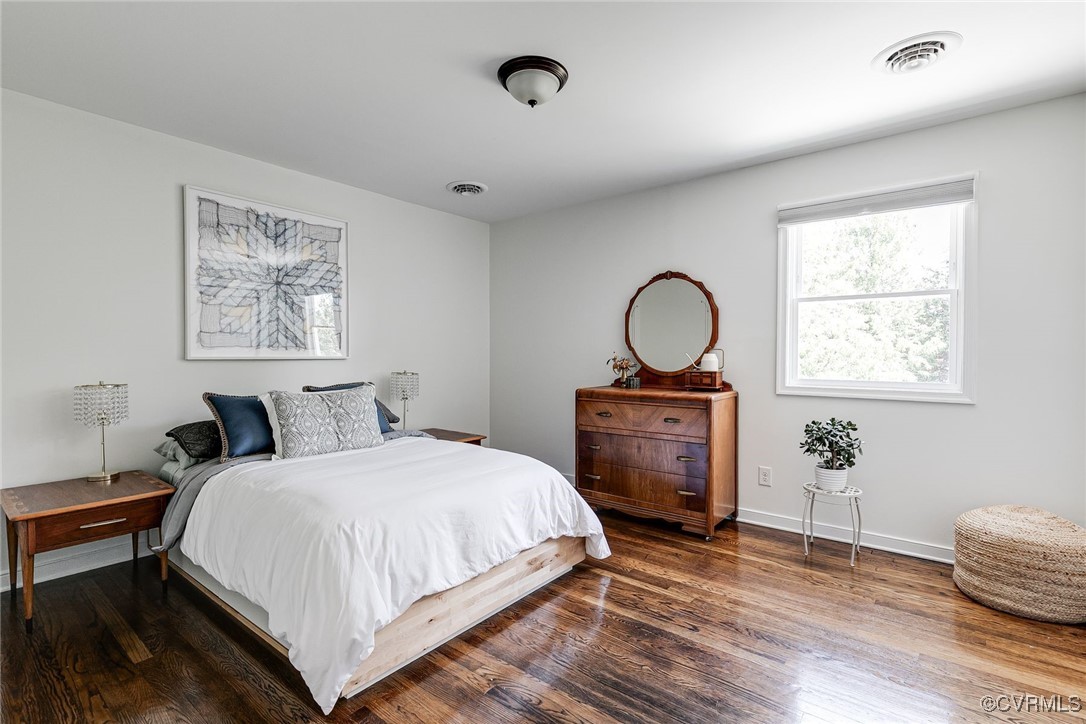 5615 Lipton Road Richmond, VA 23225 - Photo 26 of 38 Primary bedroom with direct access to a full bathr