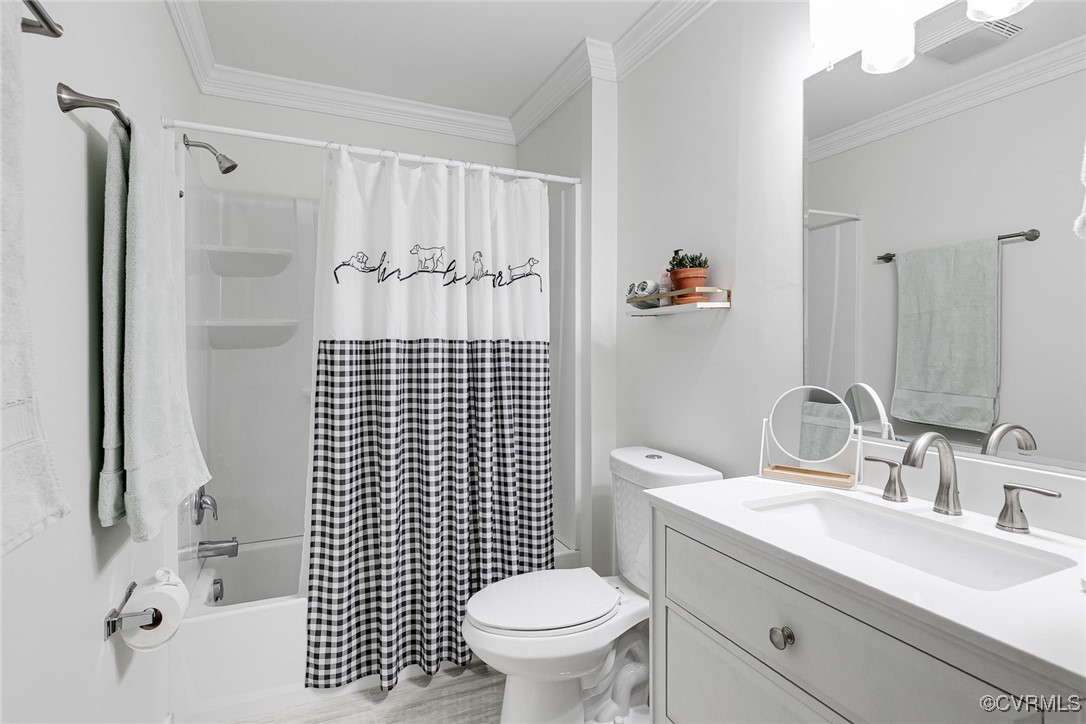 5615 Lipton Road Richmond, VA 23225 - Photo 27 of 38 Fully renovated bathroom with two large closets.