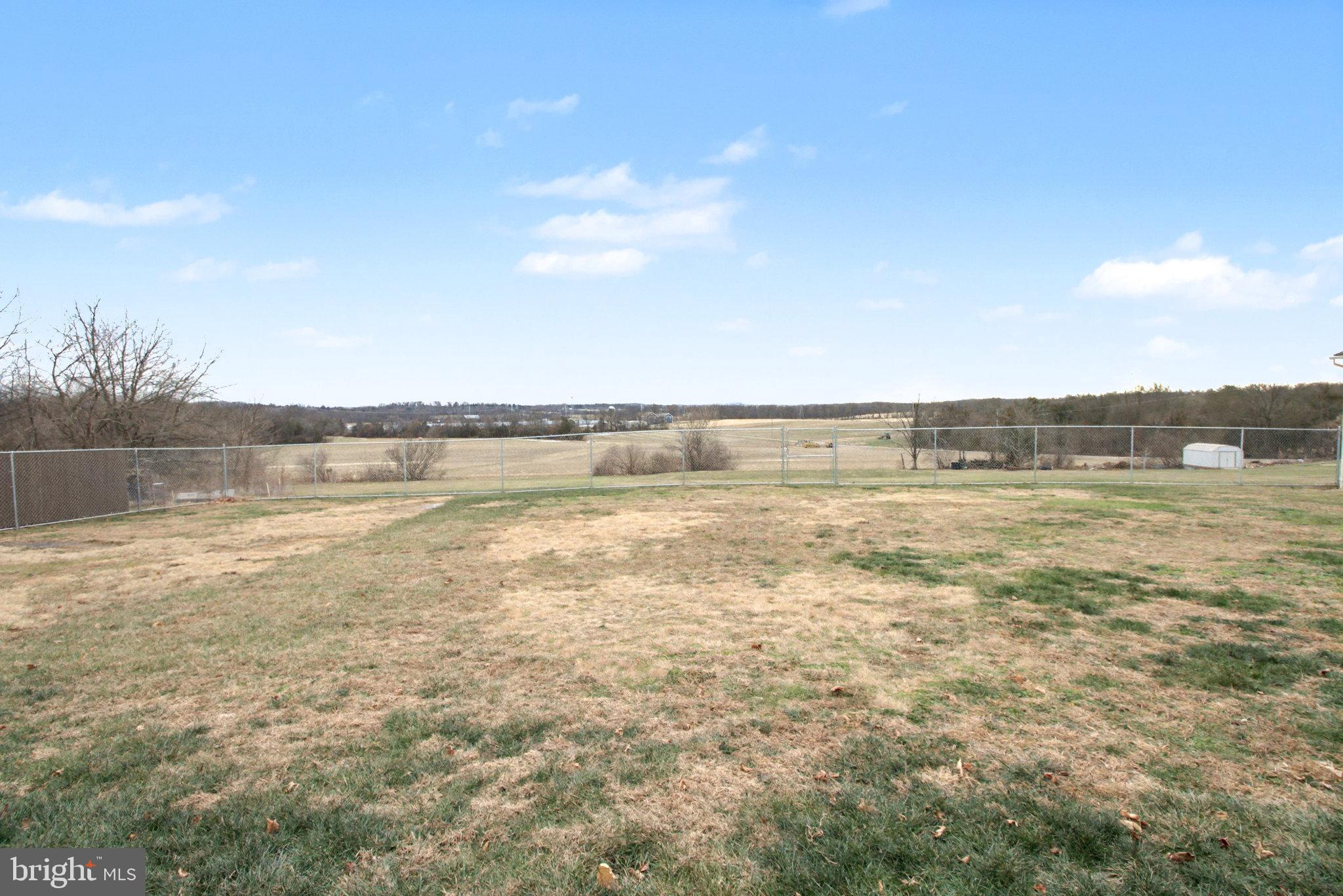 1310 Goldenville Road Gettysburg, PA 17325 - Photo 23 of 29 a view of an ocean