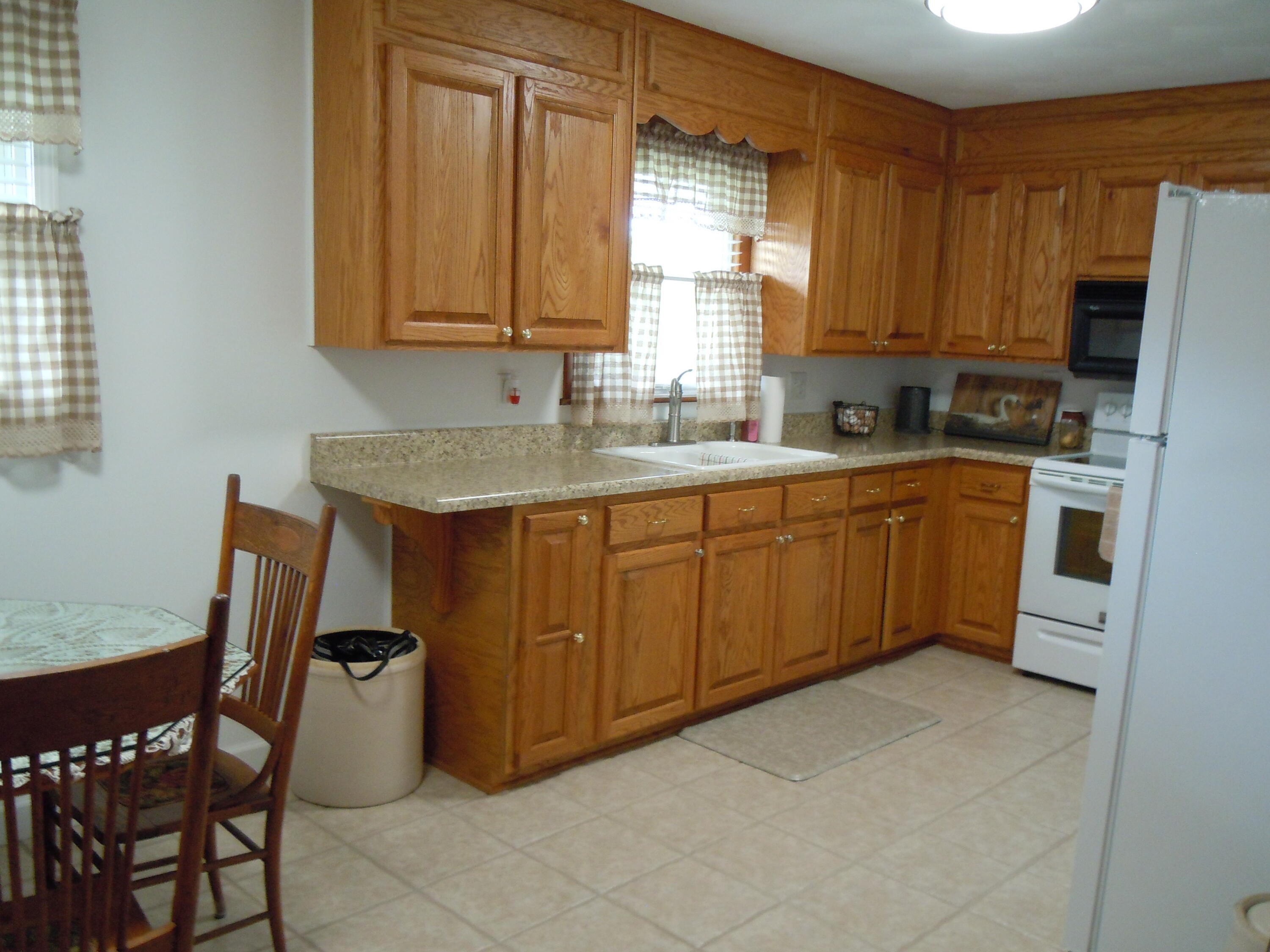 874 Fox Valley Road Marion, VA 24354 - Photo 16 of 44 DSCN2714