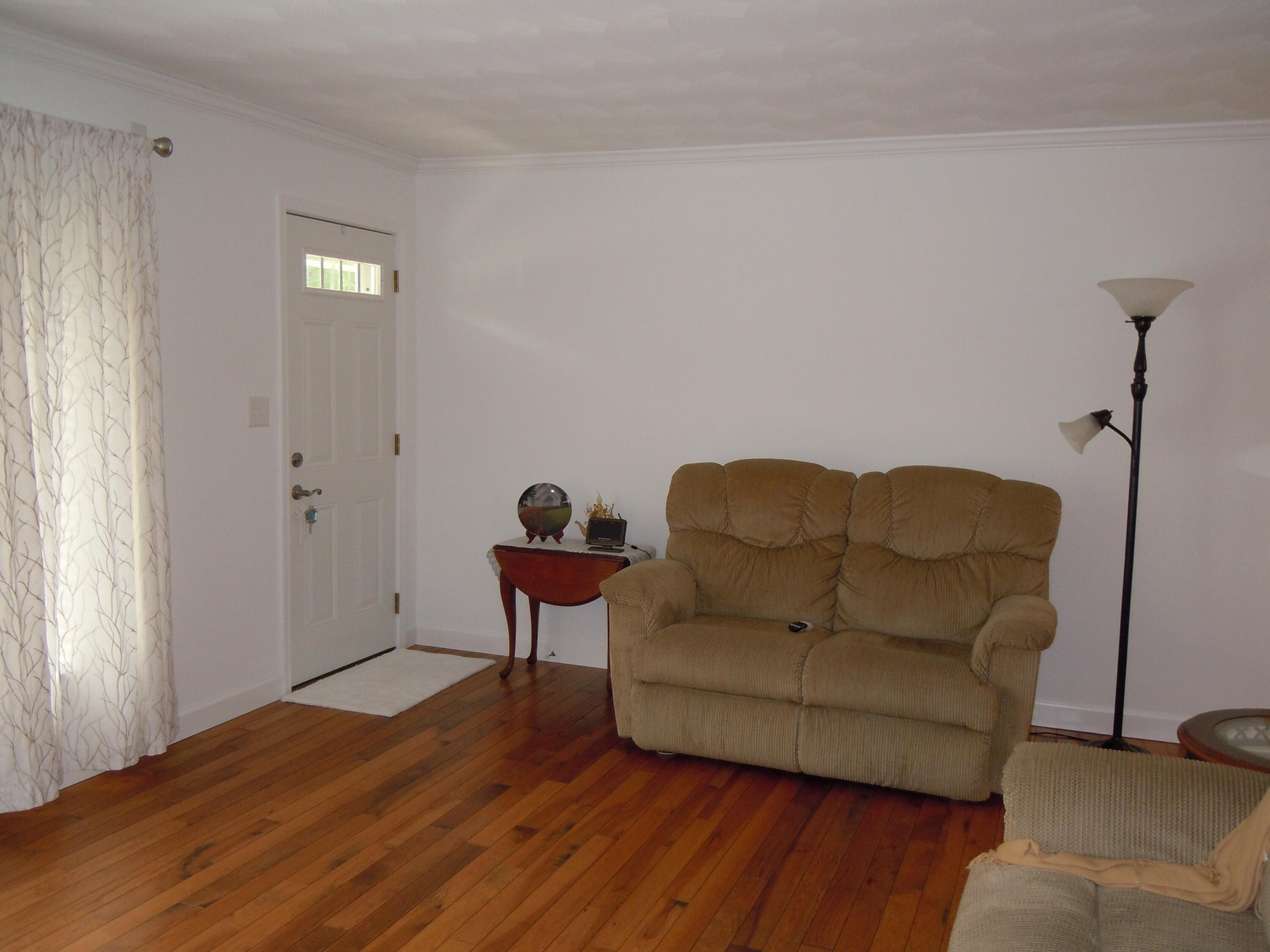 874 Fox Valley Road Marion, VA 24354 - Photo 22 of 44 DSCN2720