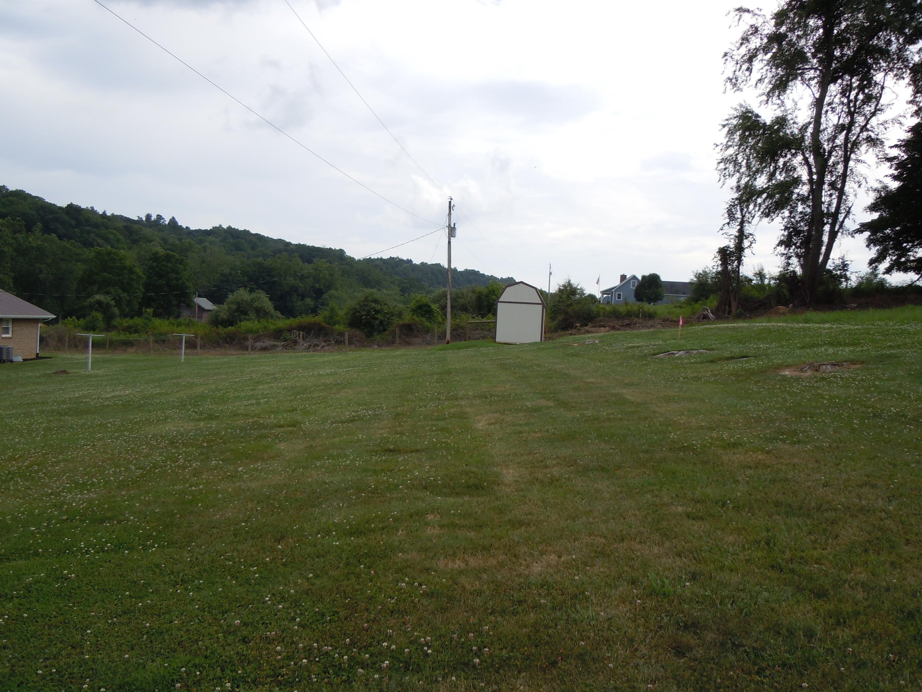 874 Fox Valley Road Marion, VA 24354 - Photo 4 of 44 DSCN2699