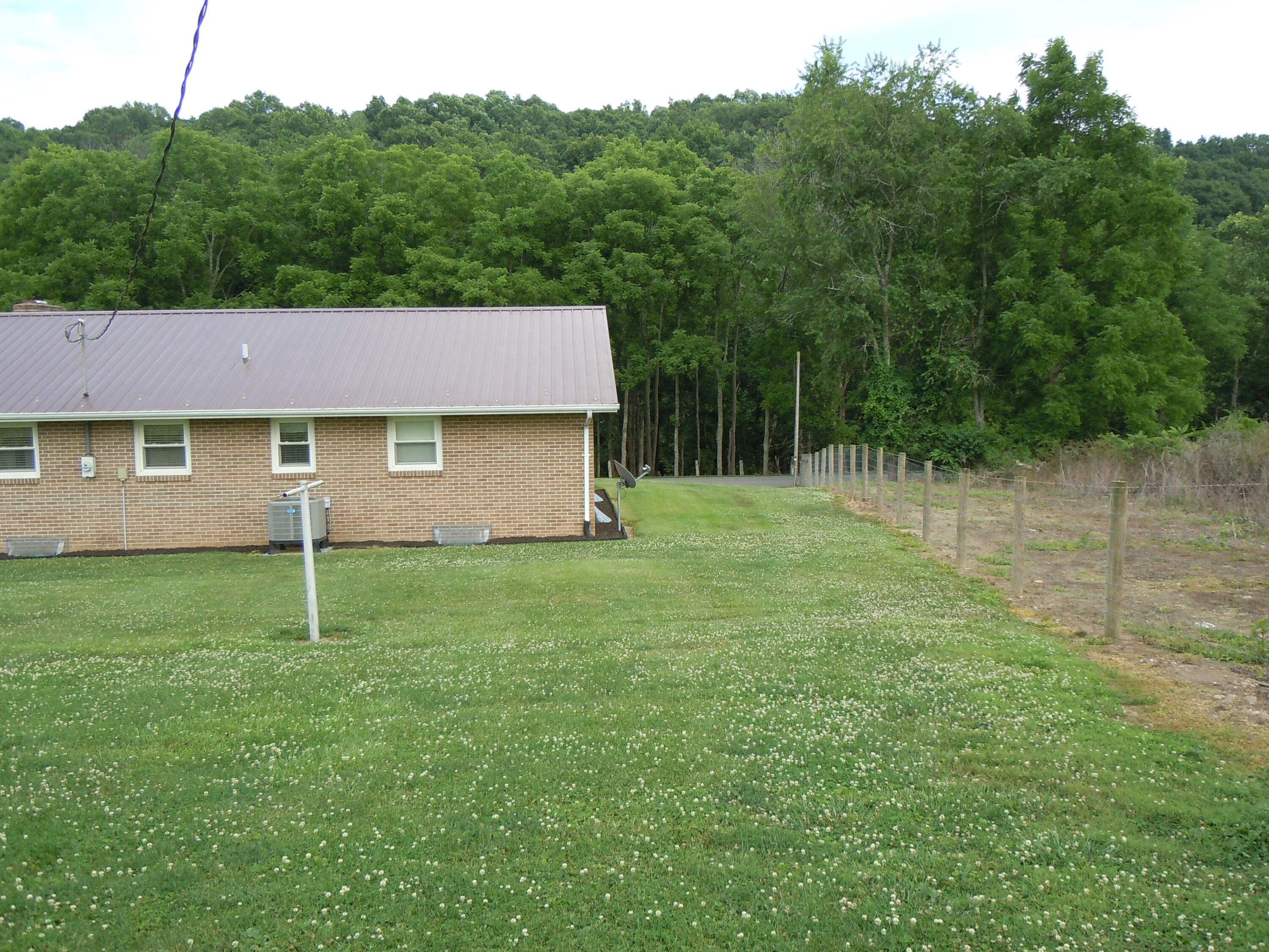 874 Fox Valley Road Marion, VA 24354 - Photo 8 of 44 DSCN2703